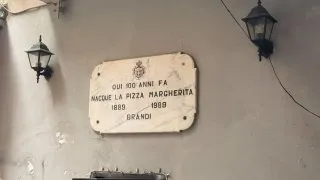 Fotr na tripu 11, Neapol