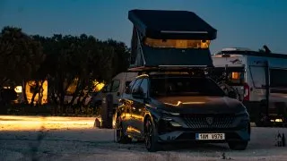 Trip Chorvatsko 2026, Hitlerovy oči
