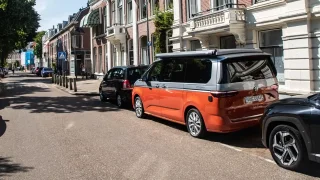 Platíte parkování aplikací EasyPark? Pozor na podvodníky, nově útočí přes SMS i parkovací automaty
