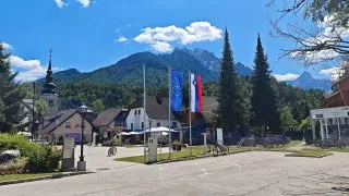 Trip Slovinsko 2026, komunita