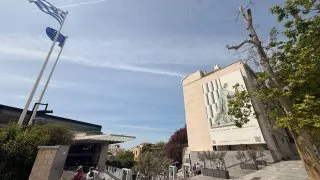 Fotr na tripu 11, Athény