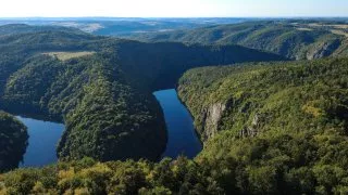 Vltava z výšky: Takhle naši nejdelší řeku jen tak neuvidíte. Kochejte se