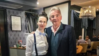 Kdo se od dnešního dne neodbaví on-line, ten zaplatí 1300 Kč navíc. Ryanair zrušil tištěné letenky