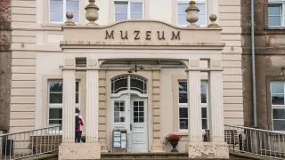 Trip Drawsko, Palác Siemczyno