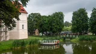 Trip Drawsko, Palác Siemczyno
