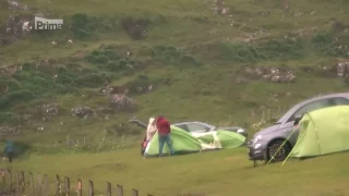 Divoká bouře zahnala Fotra do malého stanu. Přežil, jako vždycky!