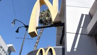 Fotr na tripu 12, McDonald