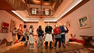 Fotr na tripu 11, Tirana