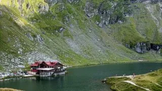 Rumunsko s obytkou a miminem