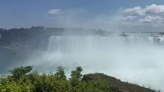 Fotr na tripu 10, Niagarské vodopády