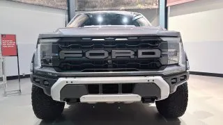 Fotr na tripu 12, Ford F-150 muzeum