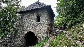 Trip Muránska planina, Muránsky hrad, syslové