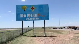 Fotr na tripu 12, Roswell