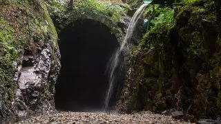 Trip Muránska planina, Gemerske spojky, jeskyně